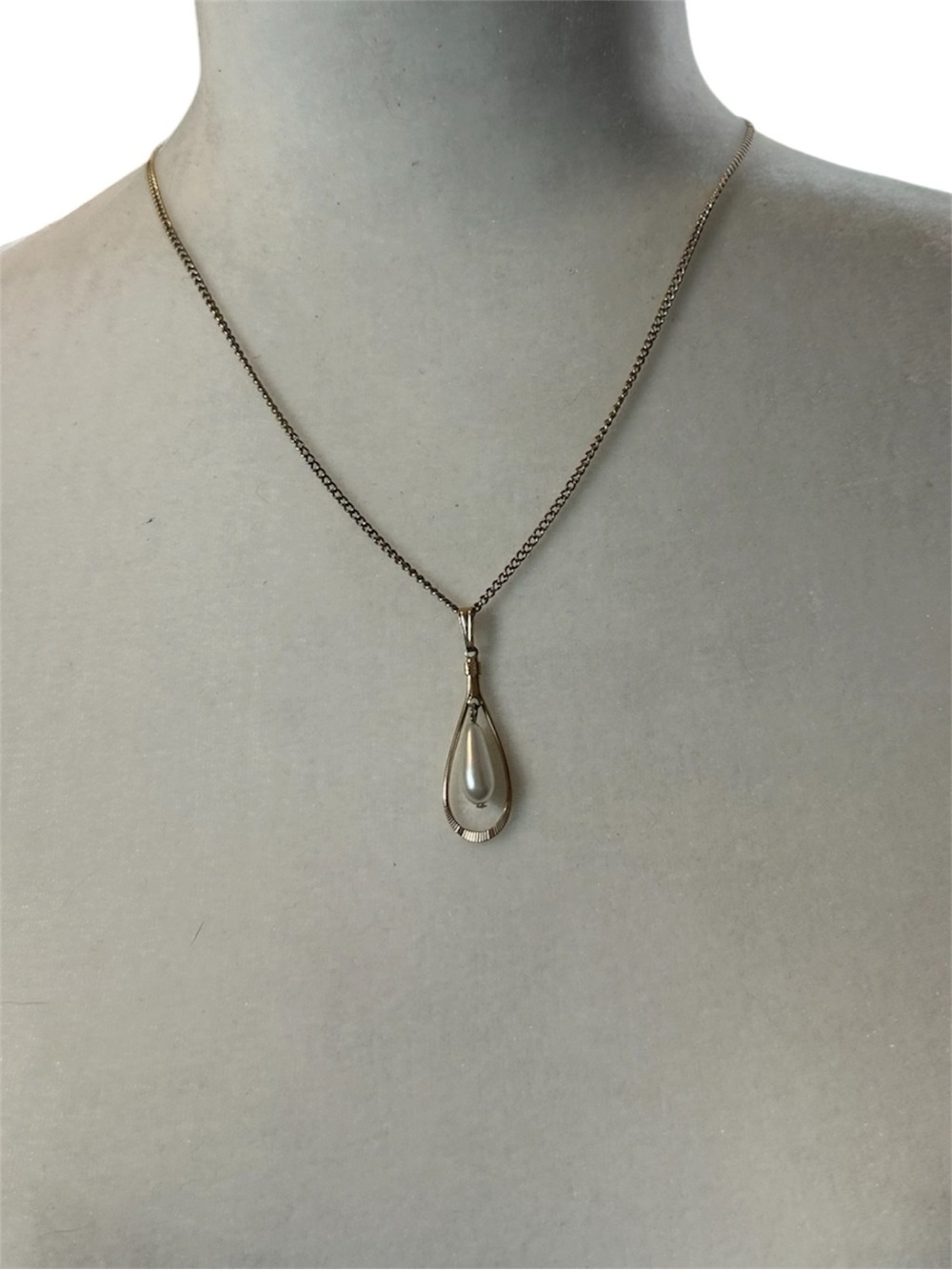 Sarah Coventry Gold Teardrop Necklace and Earrings with Pearl Accent